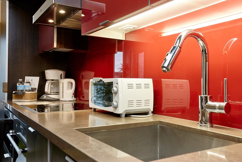 Atlas Suites - Cn Tower & Convention Centre トロント エクステリア 写真