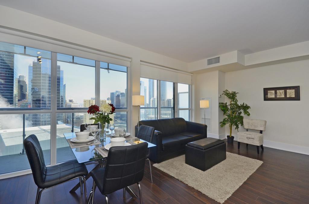 Atlas Suites - Cn Tower & Convention Centre トロント 部屋 写真
