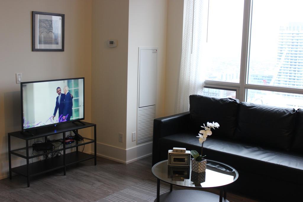 Atlas Suites - Cn Tower & Convention Centre トロント エクステリア 写真