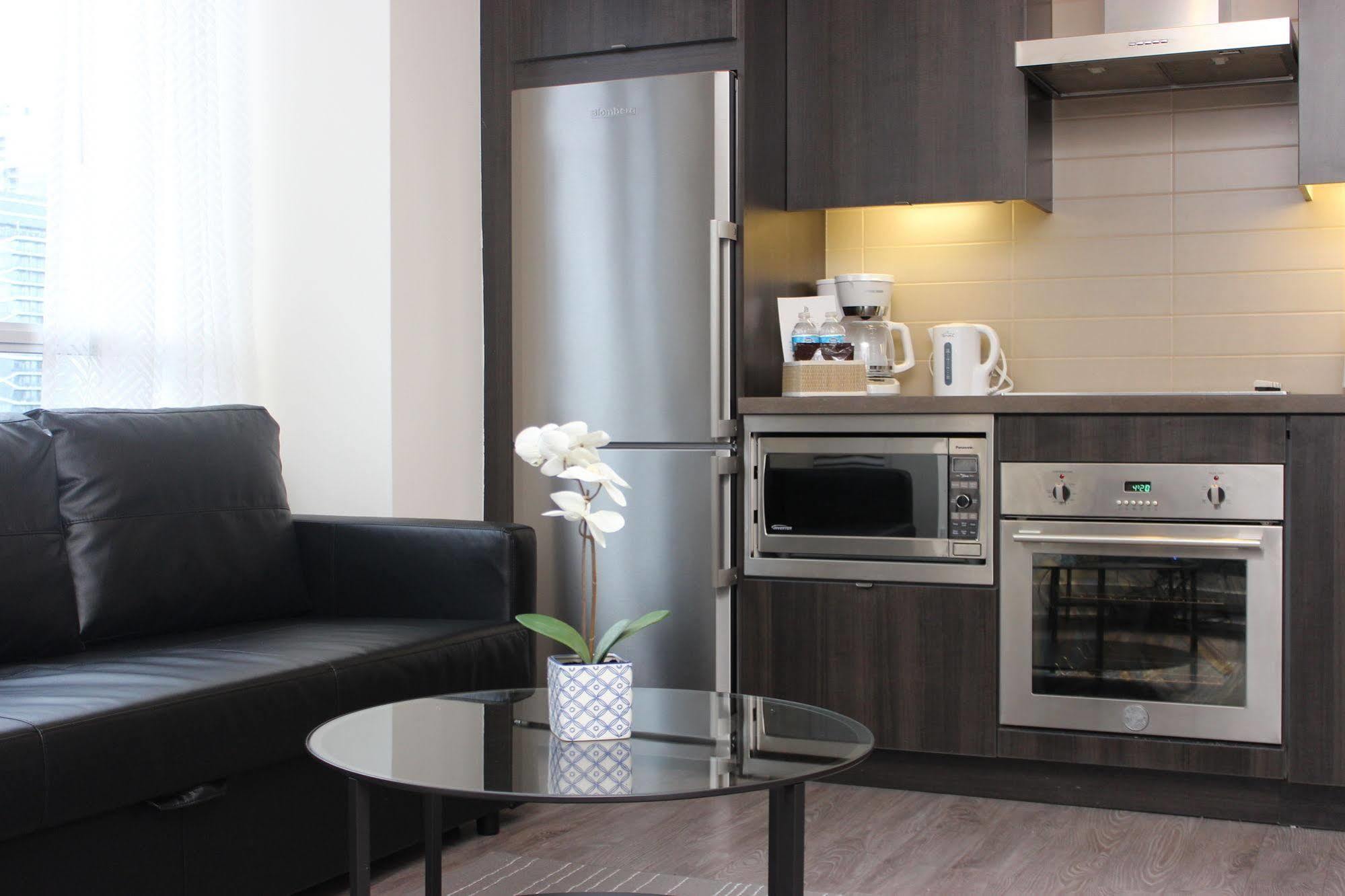 Atlas Suites - Cn Tower & Convention Centre トロント エクステリア 写真